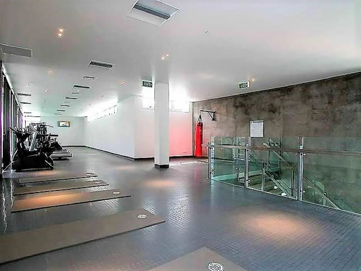 Apartment Queensland'S Tallest Resort Hamilton Avenue Surfers Paradise Gold Coast