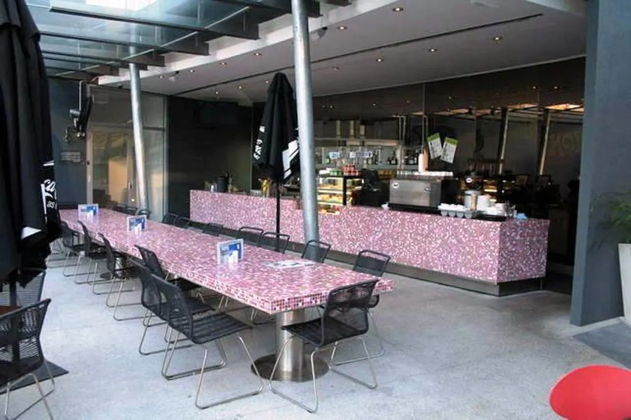 Apartment Queensland'S Tallest Resort Hamilton Avenue Surfers Paradise Gold Coast