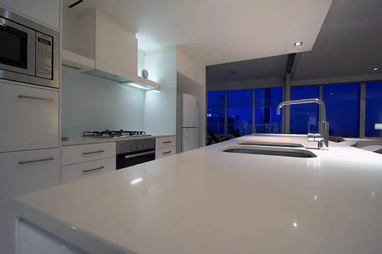 Queensland'S Tallest Resort Hamilton Avenue Surfers Paradise Gold Coast