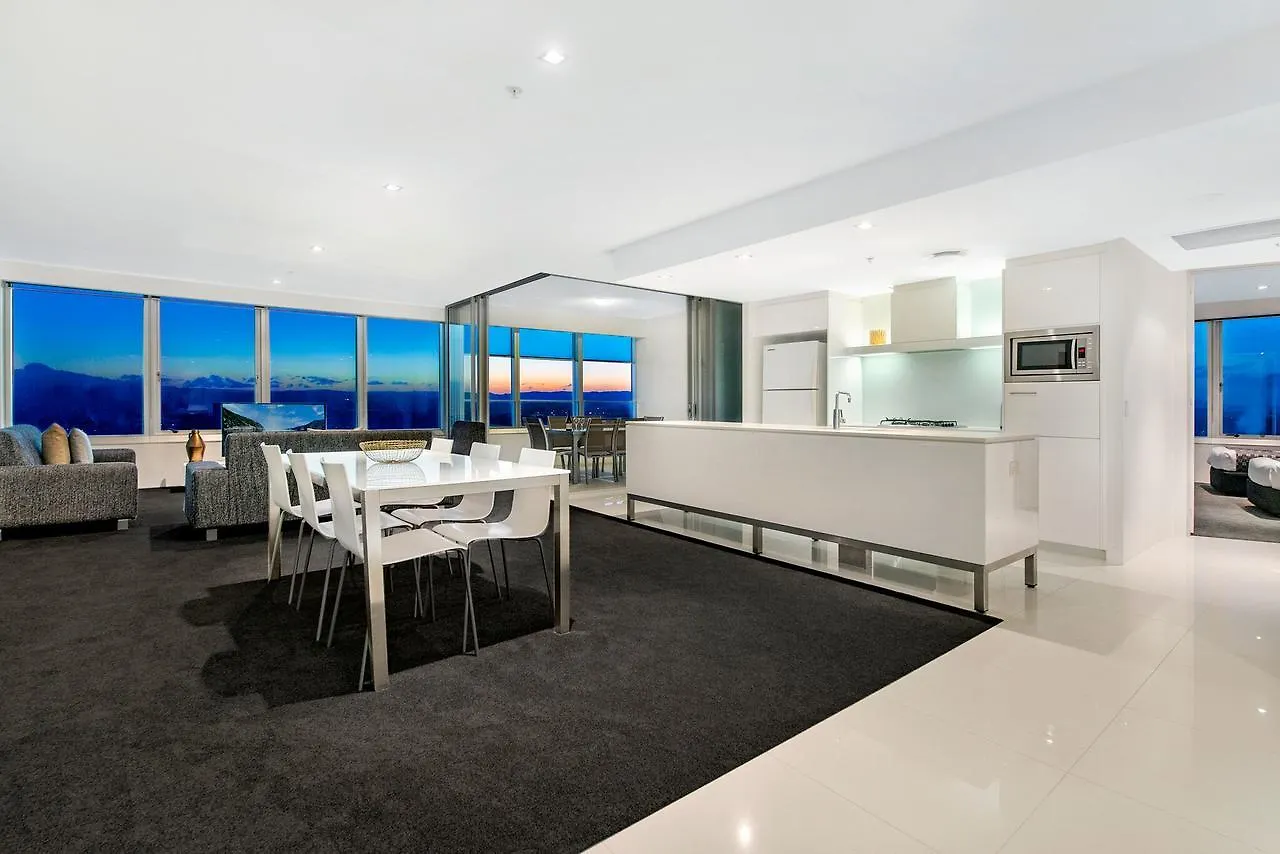 Queensland'S Tallest Resort Hamilton Avenue Surfers Paradise Gold Coast 0*,