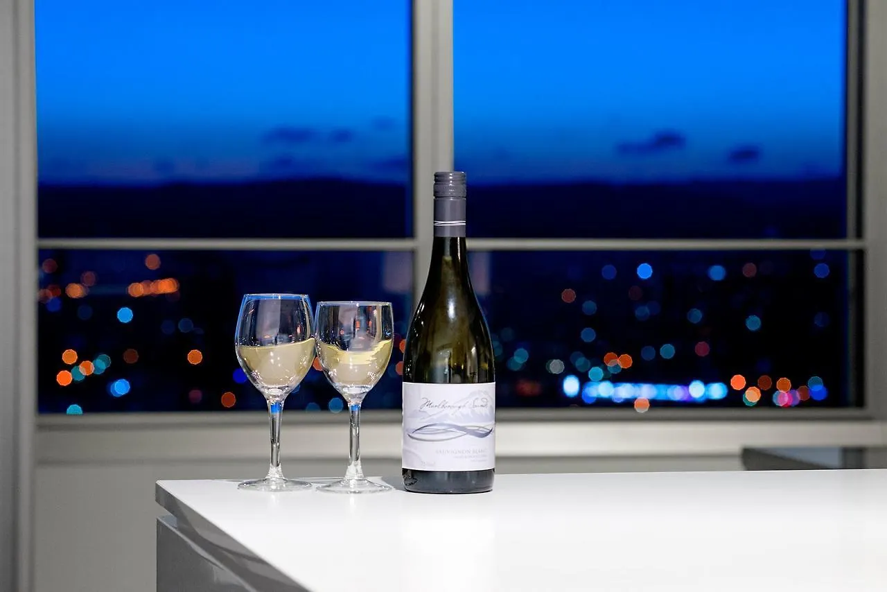 Queensland'S Tallest Resort Hamilton Avenue Surfers Paradise Gold Coast