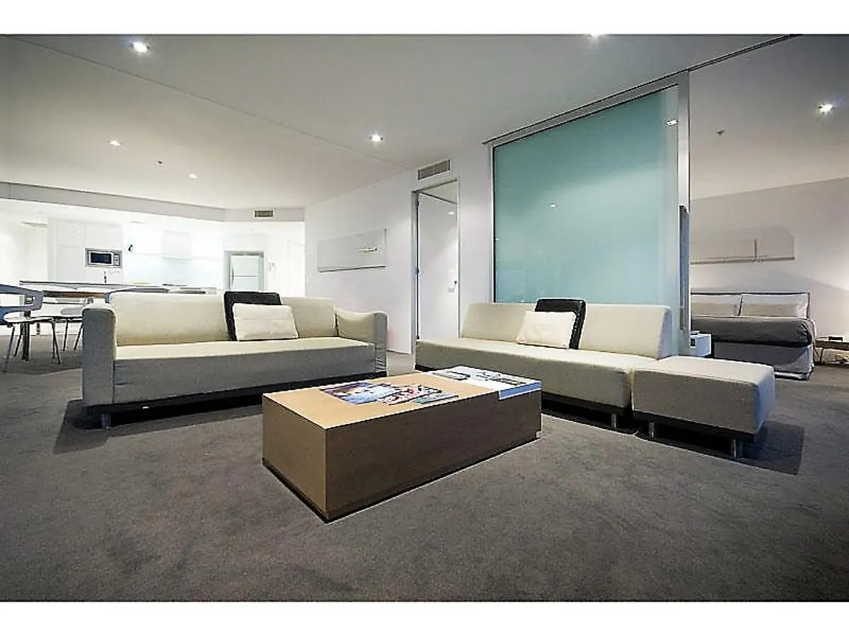 Queensland'S Tallest Resort Hamilton Avenue Surfers Paradise Gold Coast Apartmán